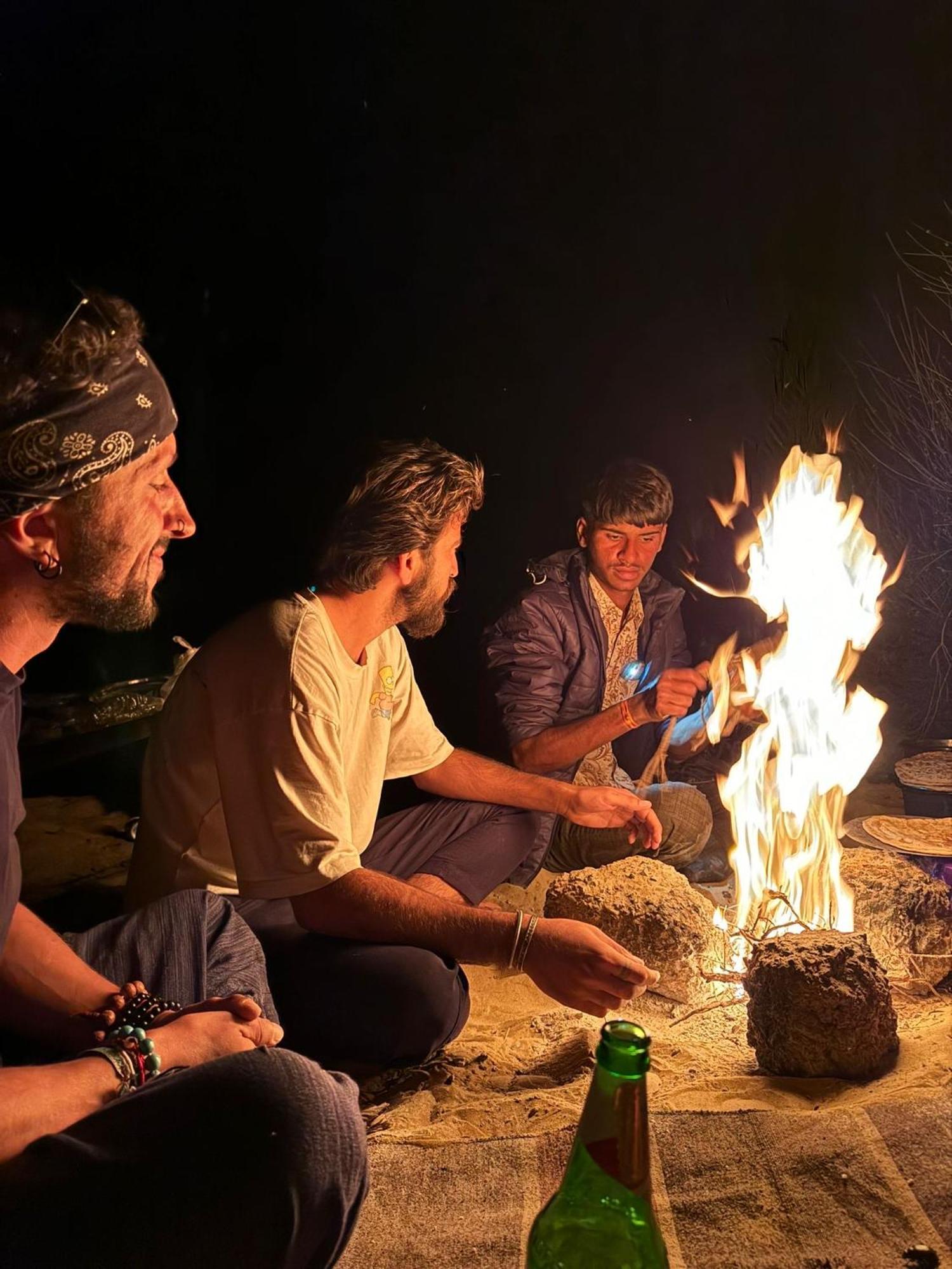 Hostel Marigold Home Stay Jaisalmer Ngoại thất bức ảnh