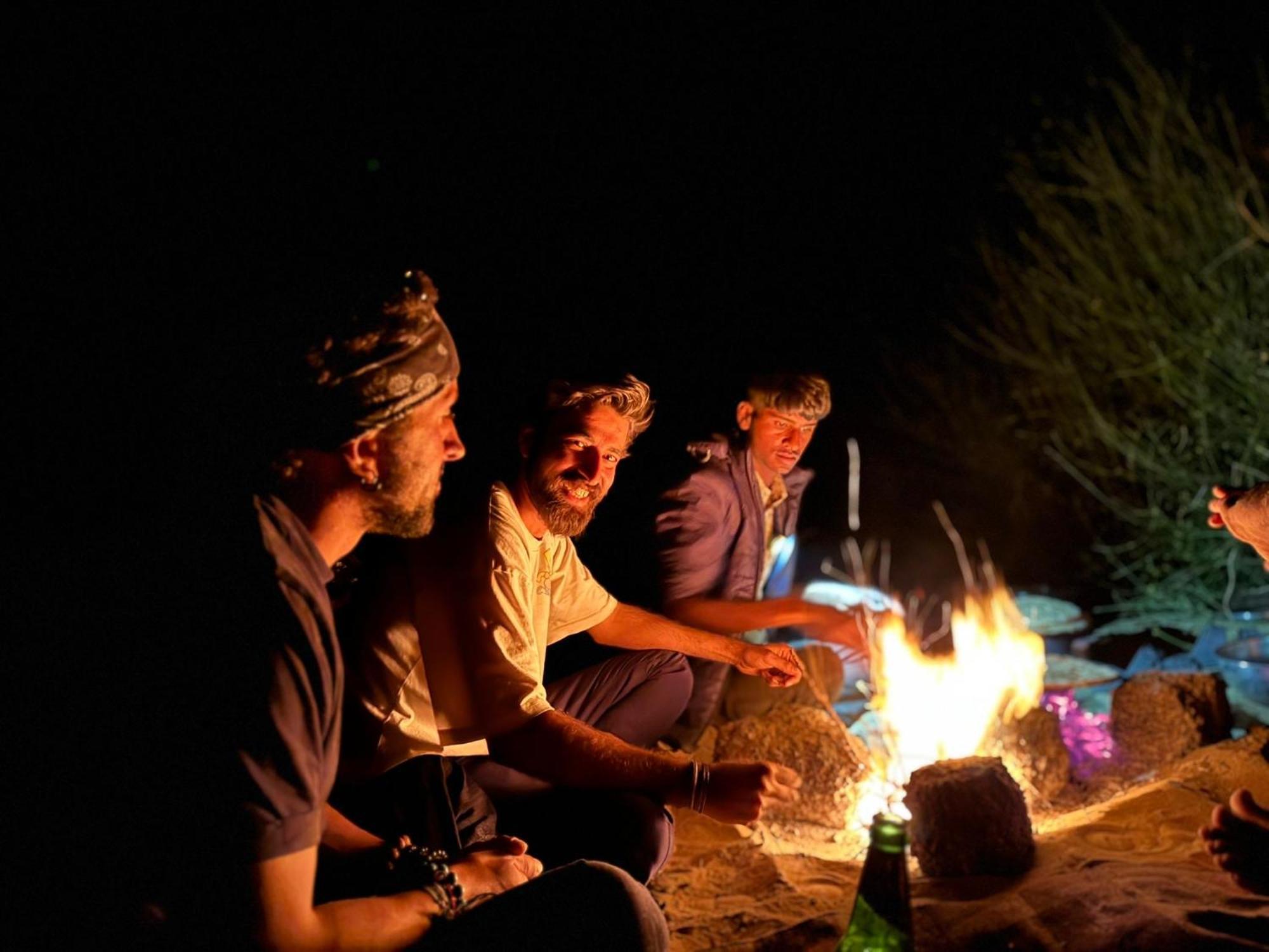 Hostel Marigold Home Stay Jaisalmer Ngoại thất bức ảnh
