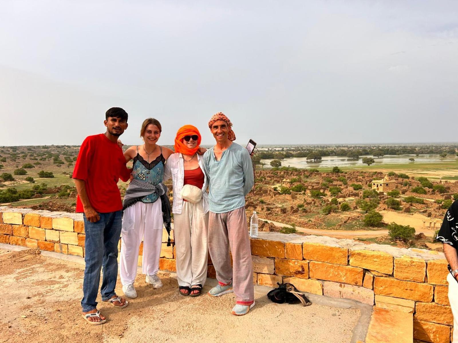 Hostel Marigold Home Stay Jaisalmer Ngoại thất bức ảnh